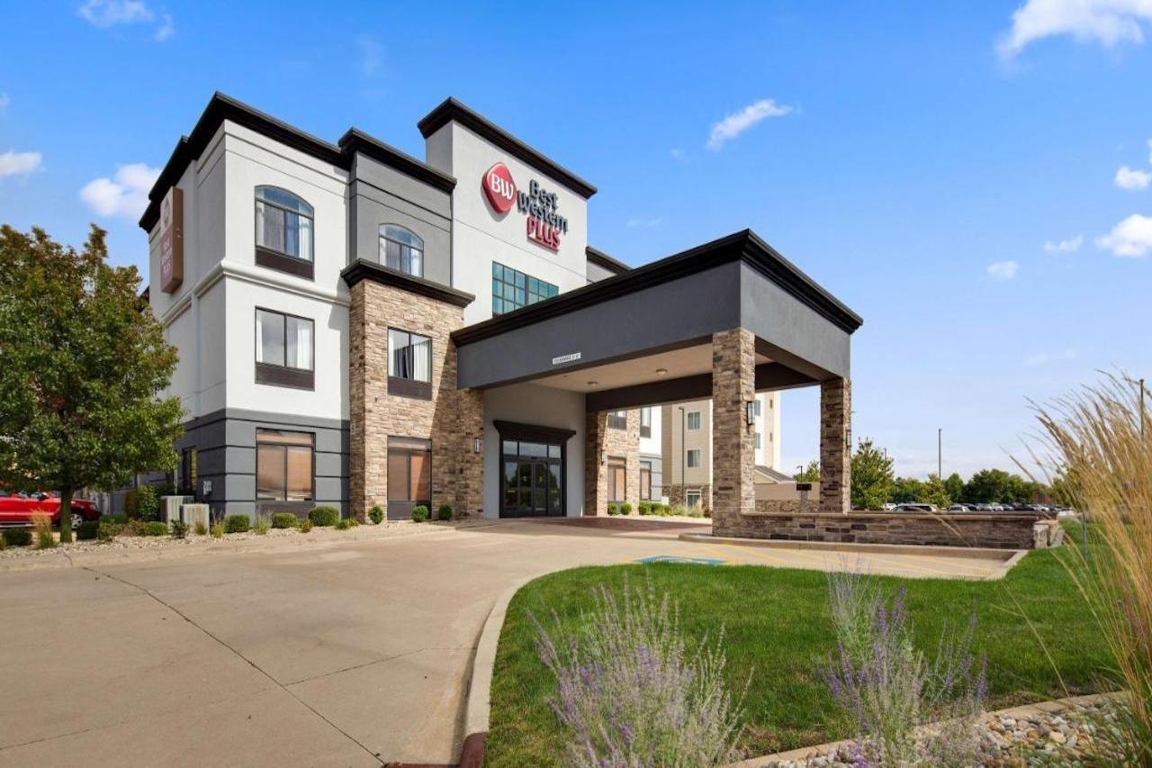 Best Western Plus Champaign/Urbana Inn Exterior photo