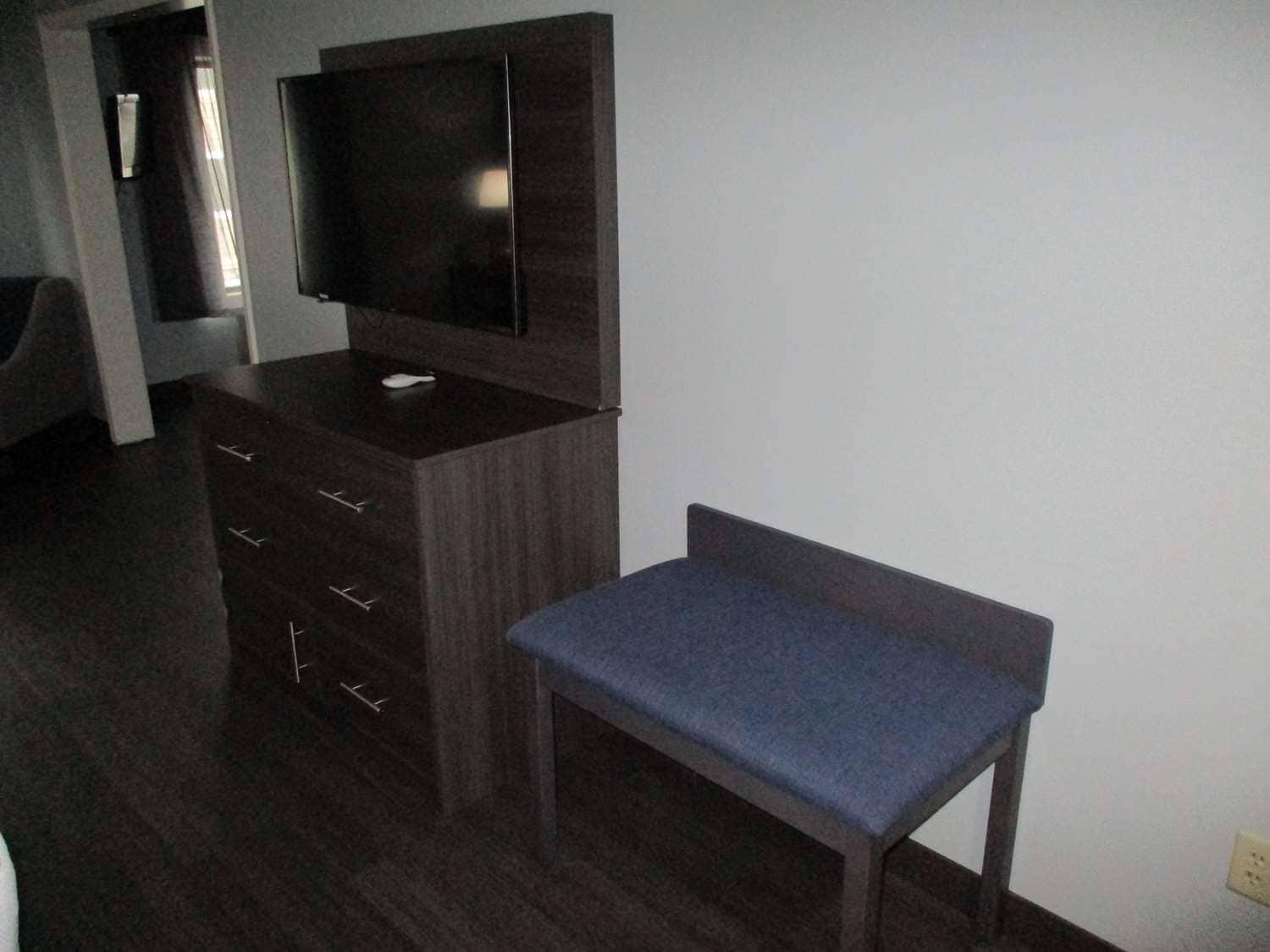 Best Western Plus Champaign/Urbana Inn Room photo