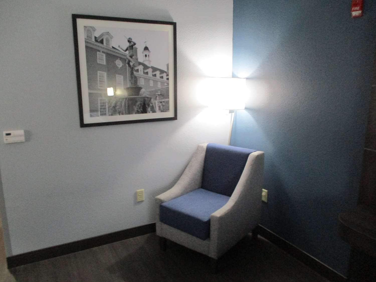 Best Western Plus Champaign/Urbana Inn Room photo